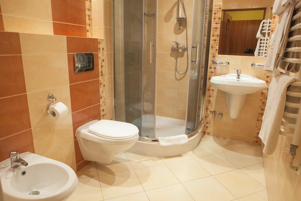 Hotel Przedwiosnie Maslow  ภายนอก รูปภาพ