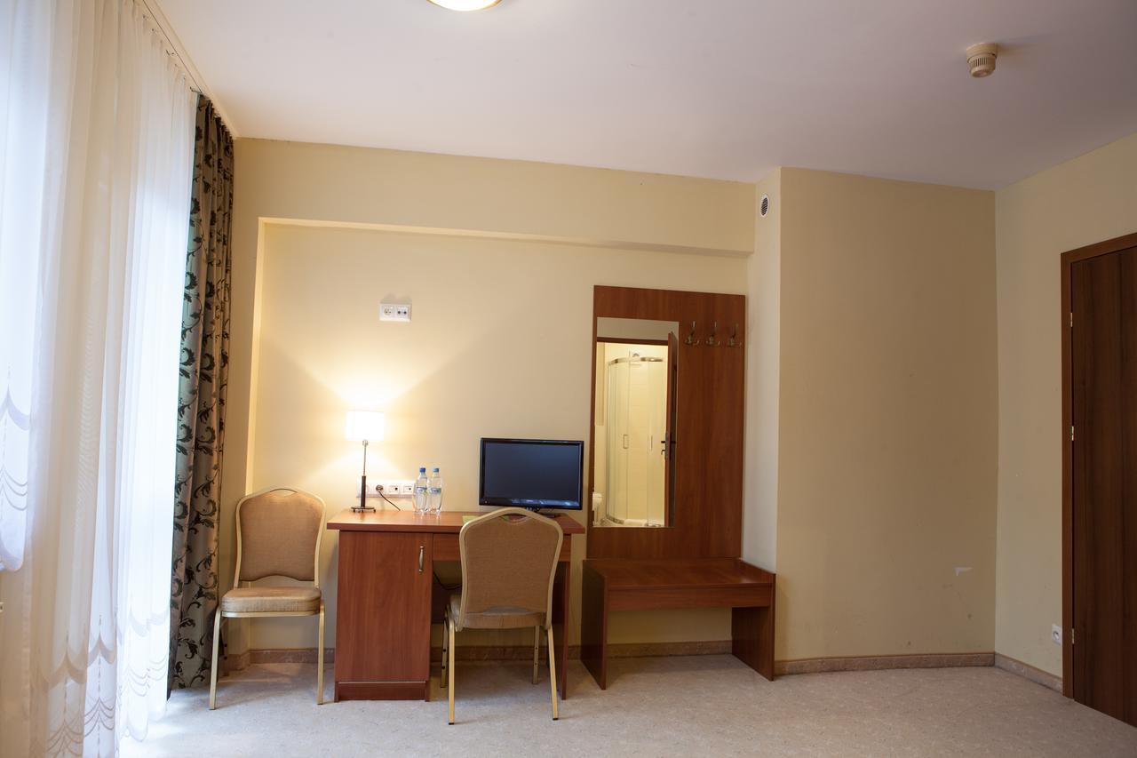 Hotel Przedwiosnie Maslow  ภายนอก รูปภาพ